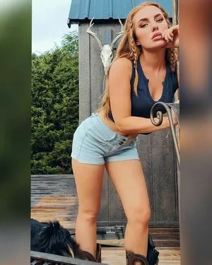 Lil Red Heidi Hood OnlyFans Leaked Free Thumbnail Picture - #NYZCtsTQTf