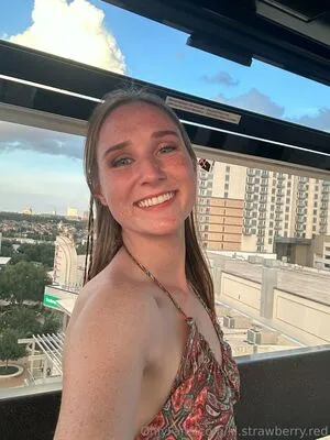 Lil Strawberry Red OnlyFans Leaked Free Thumbnail Picture - #LgXrOpo9xo