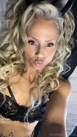 Lil Vixen2 OnlyFans Leaked Free Thumbnail Picture - #cMMdvRSPoz