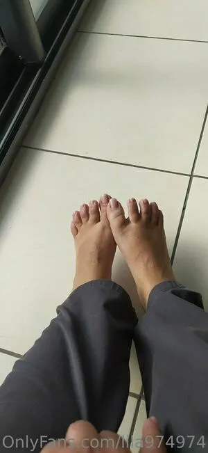 Lila974974 OnlyFans Leaked Free Thumbnail Picture - #MkPek12u4K