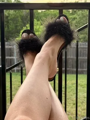Lilas Toes OnlyFans Leaked Free Thumbnail Picture - #12y6A0QBGw