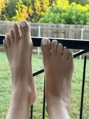 Lilas Toes OnlyFans Leaked Free Thumbnail Picture - #Rouo7S1kSR