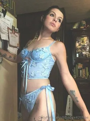 Lilbabyx420free OnlyFans Leaked Free Thumbnail Picture - #7il1CHNxN5