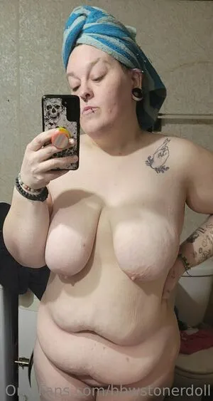 Lilbbwstoner OnlyFans Leaked Free Thumbnail Picture - #kYdHV0Sn9f