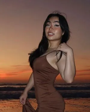 Lilbignanc Fit OnlyFans Leaked Free Thumbnail Picture - #msLL6L6xxX
