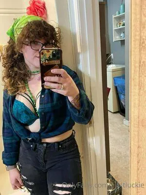 Lilbitluckie OnlyFans Leaked Free Thumbnail Picture - #GHPXILX4ex
