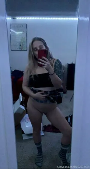 Lilblondegirl OnlyFans Leaked Free Thumbnail Picture - #LEVrfzioin