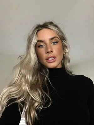 LilBlondii OnlyFans Leaked Free Thumbnail Picture - #8s6N8KCN13