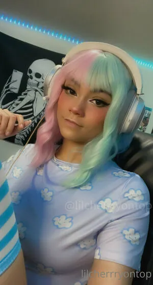 Lilcherrryontopfree OnlyFans Leaked Free Thumbnail Picture - #D6rTzbtbC7