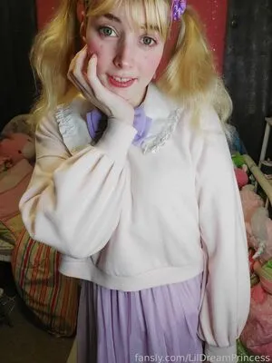 Lildreamprincess OnlyFans Leaked Free Thumbnail Picture - #MkvlZ5V2RK