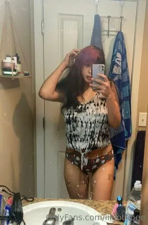 Lilgothbee OnlyFans Leaked Free Thumbnail Picture - #0xtZlNennI