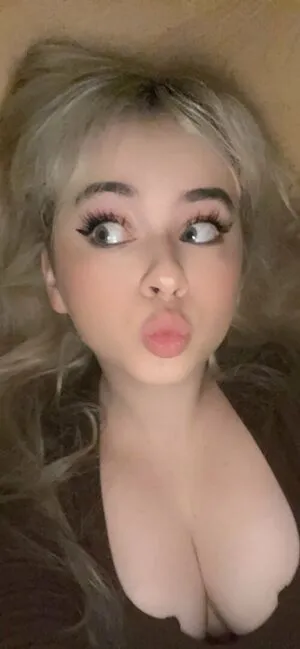 Lilhunnixo OnlyFans Leaked Free Thumbnail Picture - #jobtwiDOga