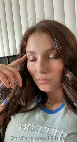 Lili Blossom OnlyFans Leaked Free Thumbnail Picture - #eaR1oPx8a9