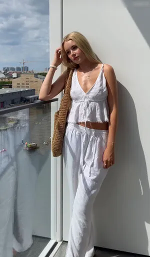 Lili Hamann OnlyFans Leaked Free Thumbnail Picture - #Q1F9dOlLQD