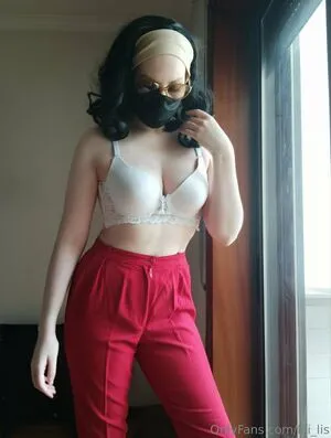 Lili Lis OnlyFans Leaked Free Thumbnail Picture - #yX1ClJ0he0