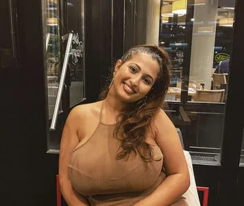 Lili M OnlyFans Leaked Free Thumbnail Picture - #bT2FdRMCSQ