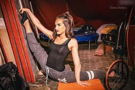 Lili Paul Roncalli OnlyFans Leaked Free Thumbnail Picture - #0t6p6AtZND