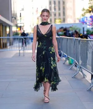 Lili Reinhart OnlyFans Leaked Free Thumbnail Picture - #0M0NR7ct0T