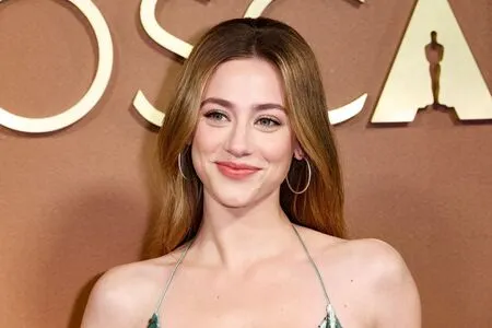 Lili Reinhart OnlyFans Leaked Free Thumbnail Picture - #0iEsb6jW4Y