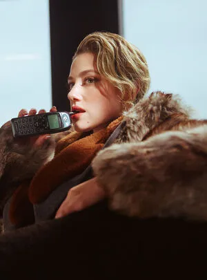 Lili Reinhart OnlyFans Leaked Free Thumbnail Picture - #6mZr48ELgQ