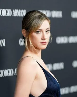 Lili Reinhart OnlyFans Leaked Free Thumbnail Picture - #C8IACLbIWh