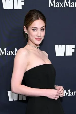 Lili Reinhart OnlyFans Leaked Free Thumbnail Picture - #D9zDDjf1c9