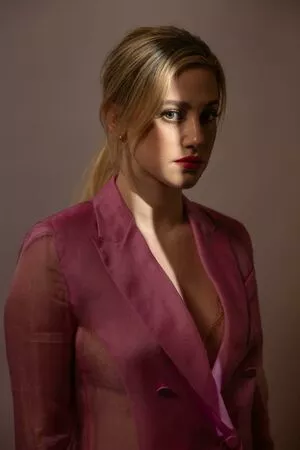 Lili Reinhart OnlyFans Leaked Free Thumbnail Picture - #Dg5o3nQ6uH