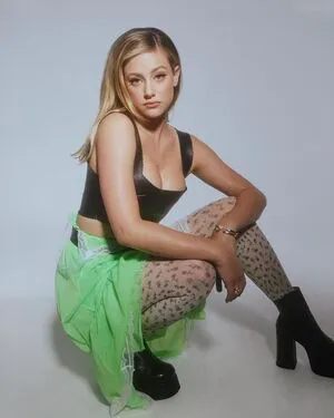 Lili Reinhart OnlyFans Leaked Free Thumbnail Picture - #EbBjw3B1RI