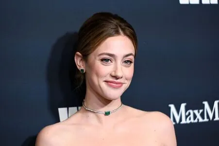 Lili Reinhart OnlyFans Leaked Free Thumbnail Picture - #GeRyaGBjiw