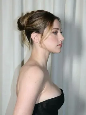 Lili Reinhart OnlyFans Leaked Free Thumbnail Picture - #LYj6Fdv6KB