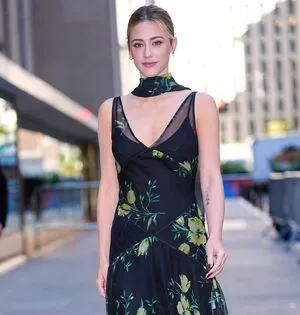 Lili Reinhart OnlyFans Leaked Free Thumbnail Picture - #MUiMCcoiwx