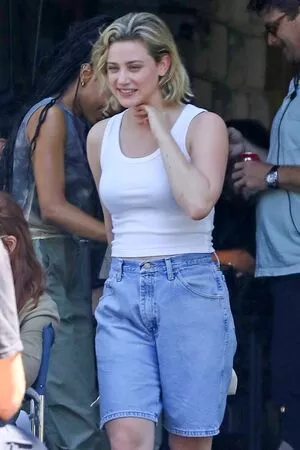 Lili Reinhart OnlyFans Leaked Free Thumbnail Picture - #NGA6eygrrd