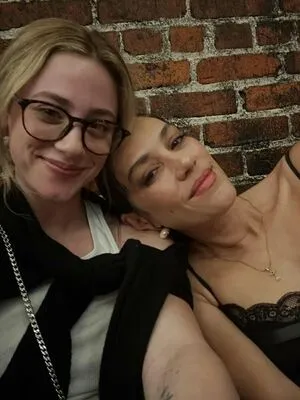 Lili Reinhart OnlyFans Leaked Free Thumbnail Picture - #NX9Et9PgXQ