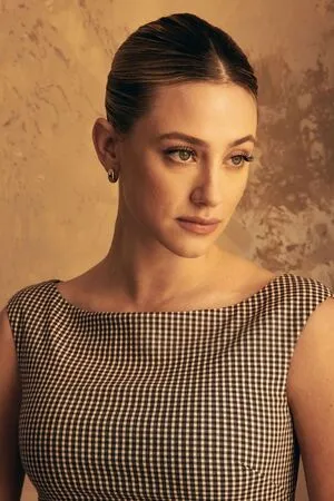 Lili Reinhart OnlyFans Leaked Free Thumbnail Picture - #RcbYxfR9Sw