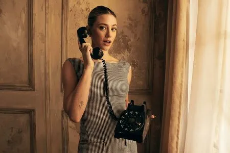 Lili Reinhart OnlyFans Leaked Free Thumbnail Picture - #Sj83AhlnJe
