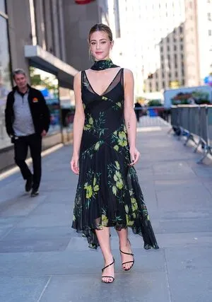 Lili Reinhart OnlyFans Leaked Free Thumbnail Picture - #VYd4B9Tzz8