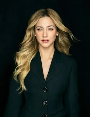 Lili Reinhart OnlyFans Leaked Free Thumbnail Picture - #WM8iLfG8Hd