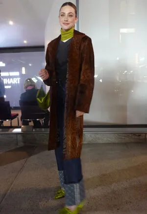 Lili Reinhart OnlyFans Leaked Free Thumbnail Picture - #Wuv8S092Ke