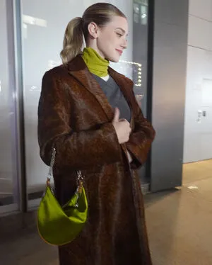 Lili Reinhart OnlyFans Leaked Free Thumbnail Picture - #XQZRguoEJr