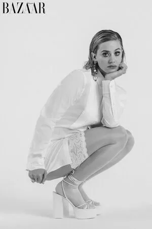 Lili Reinhart OnlyFans Leaked Free Thumbnail Picture - #b1UxfQRdx2