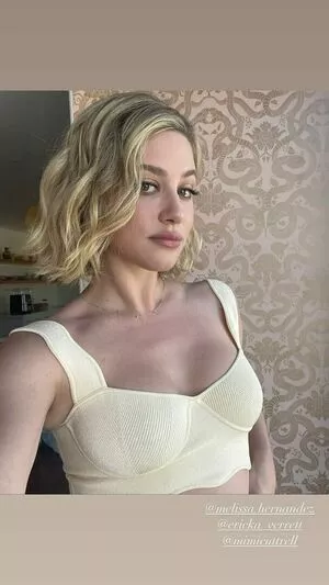 Lili Reinhart OnlyFans Leaked Free Thumbnail Picture - #bMw9kbsSna