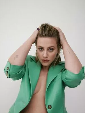 Lili Reinhart OnlyFans Leaked Free Thumbnail Picture - #c2f4CLPK1p