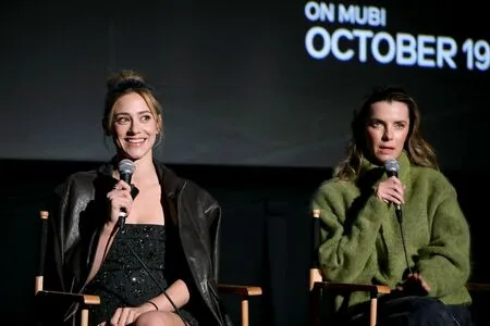 Lili Reinhart OnlyFans Leaked Free Thumbnail Picture - #jd5rgeix2g