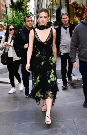 Lili Reinhart OnlyFans Leaked Free Thumbnail Picture - #lF0U4H0wJ4