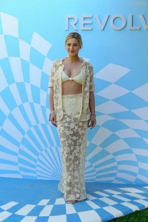 Lili Reinhart OnlyFans Leaked Free Thumbnail Picture - #q8Novn632A