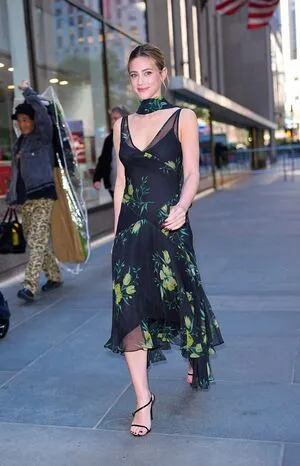 Lili Reinhart OnlyFans Leaked Free Thumbnail Picture - #qMmmvk83DZ