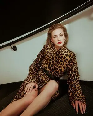 Lili Reinhart OnlyFans Leaked Free Thumbnail Picture - #skEeZt8UUg