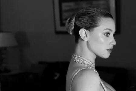 Lili Reinhart OnlyFans Leaked Free Thumbnail Picture - #tVMGMtEcTR