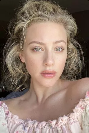 Lili Reinhart OnlyFans Leaked Free Thumbnail Picture - #uxrY3kGOnp