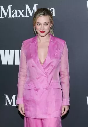 Lili Reinhart OnlyFans Leaked Free Thumbnail Picture - #w1AJHD0Z8k